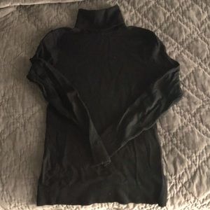 Lord and Taylor Extra Fine Merino Turtleneck sz S